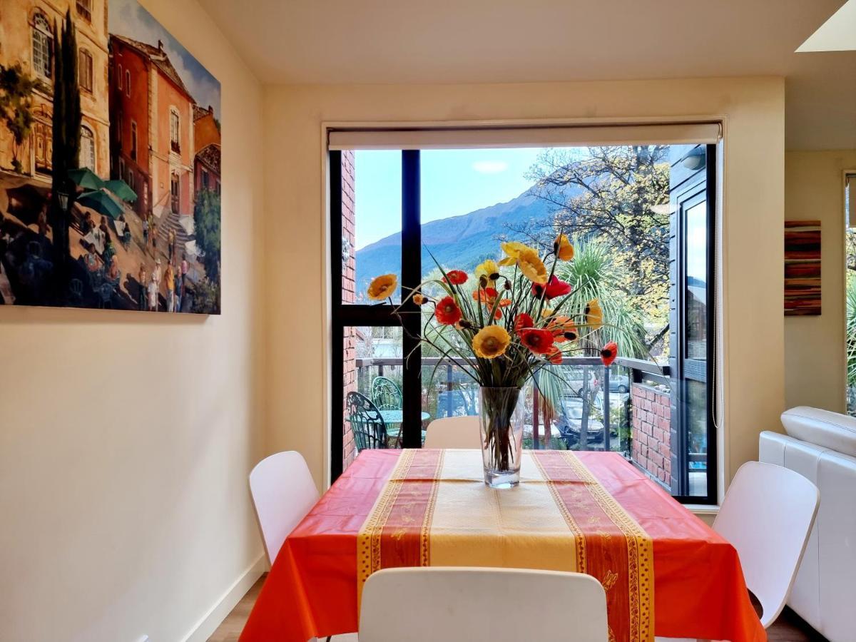 St James Apartments Queenstown Luaran gambar