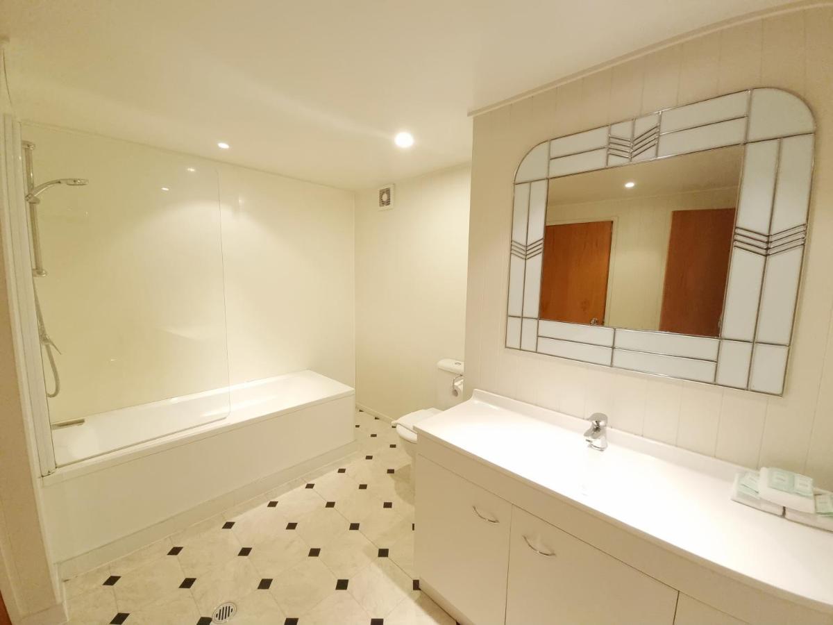 St James Apartments Queenstown Luaran gambar
