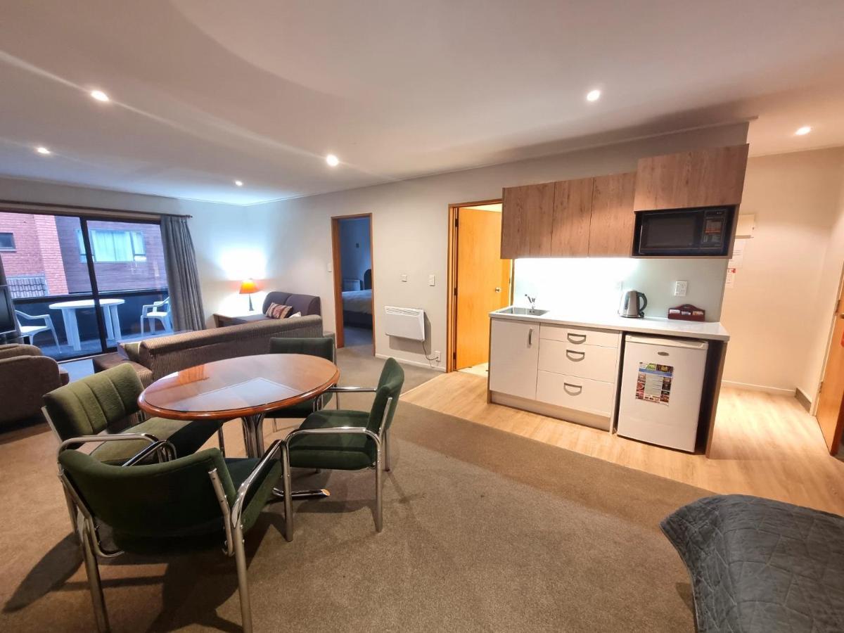 St James Apartments Queenstown Luaran gambar